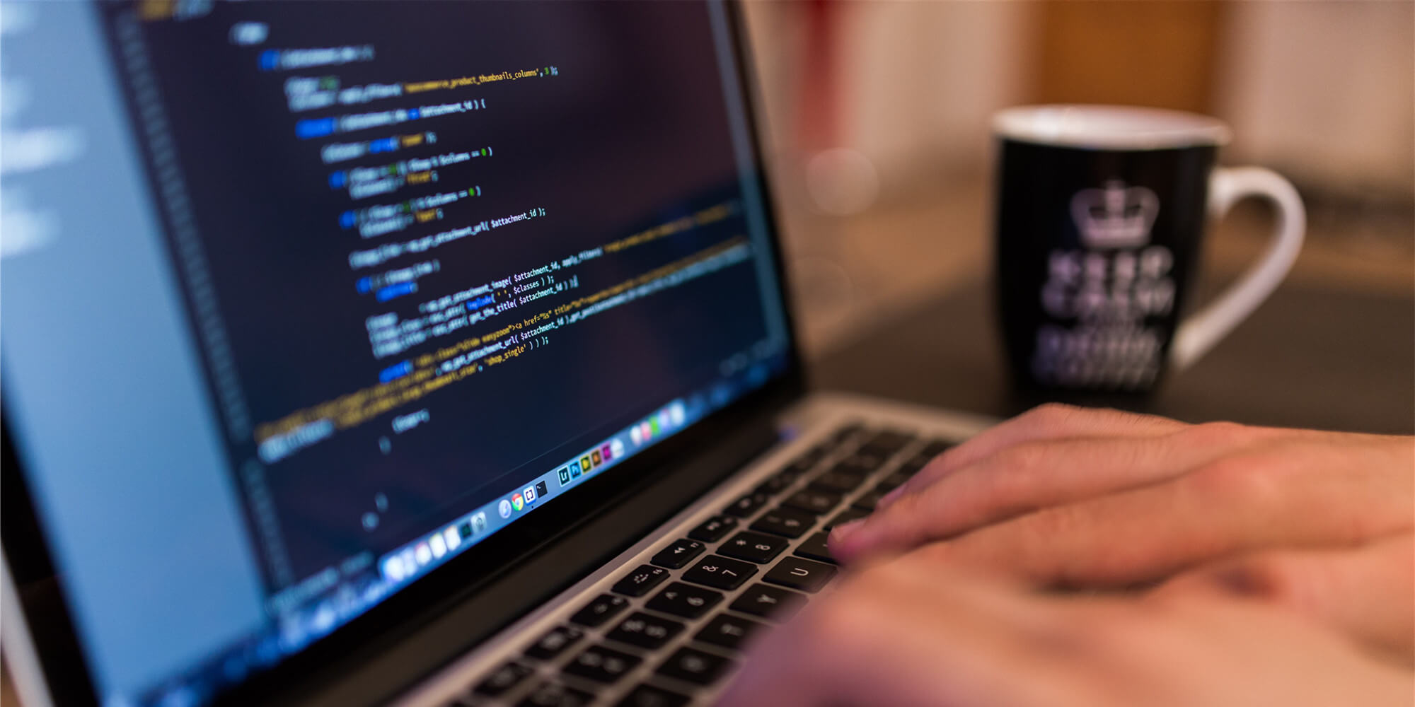 coding-programming-working-macbook-b45121bc6289fc7b5ee08fc78b66ece0_副本 (1).jpg